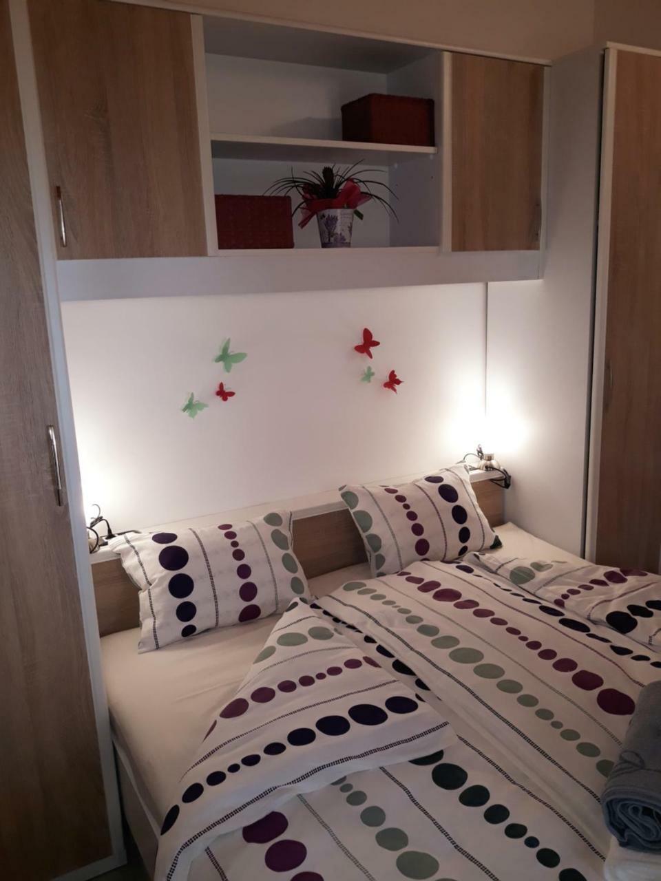 Amalia Apartment Umag Exterior foto