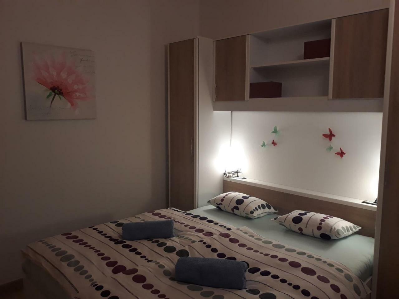 Amalia Apartment Umag Exterior foto